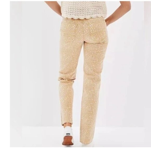 NWT AE | 90s Straight Leg Jeans in Yellow Floral (18/34) - Picture 2 of 14